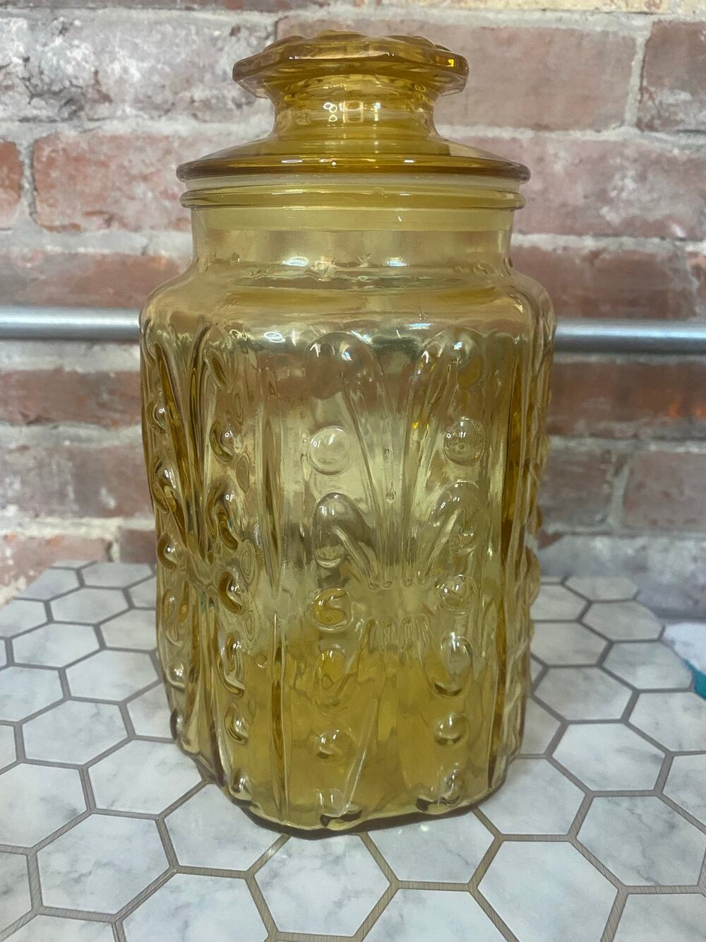 Vintage L.E. Smith Amber Glass Atterbury Scroll Canister with Plastic Seal Lid
